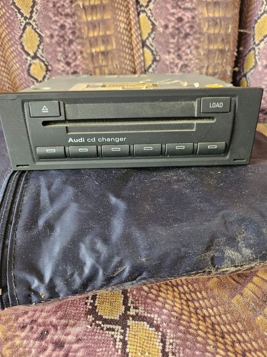 RNS-E навигация с CD changer