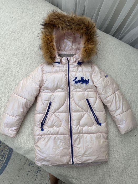 Зимняя верхняя детская и женская одежда