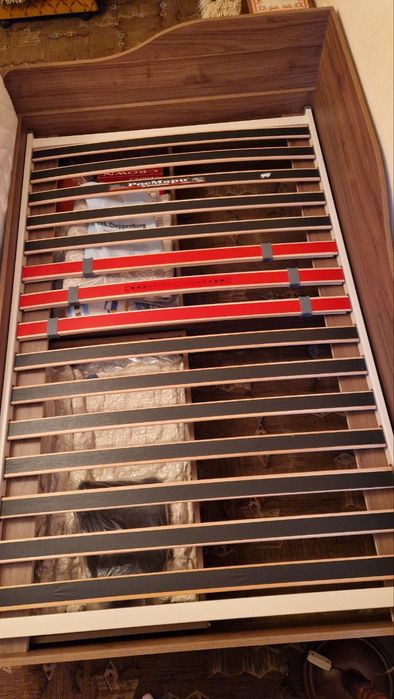 Чисто нова ортопедична подматрачна рамка 120/190 см