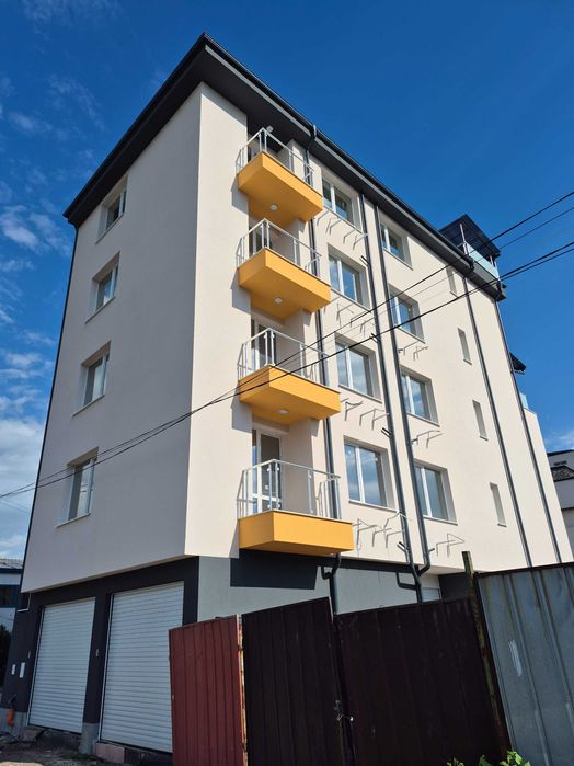 Продава се Тристаен апартамент в София, Толстой - 98 кв.м за 1607 €/кв.м - Снимка #1