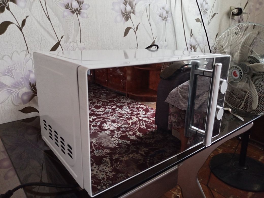 Микровалновка PREMIER