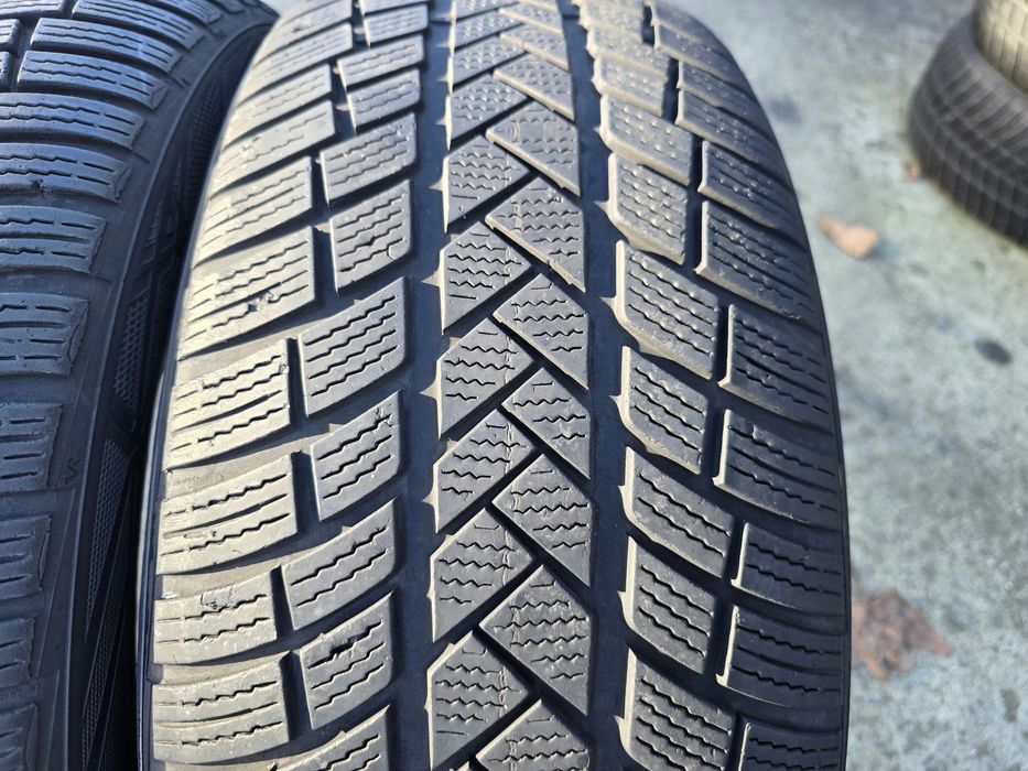 Anvelope iarna 235 50 19