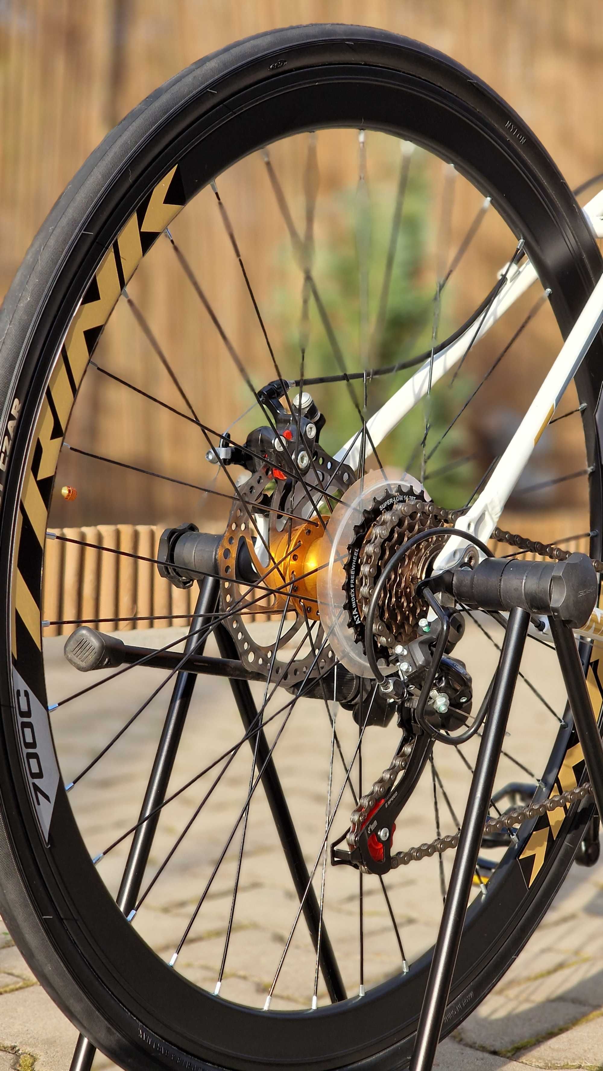 Bicicletă de șosea (Road race), cadru 55cm,  impecabilă