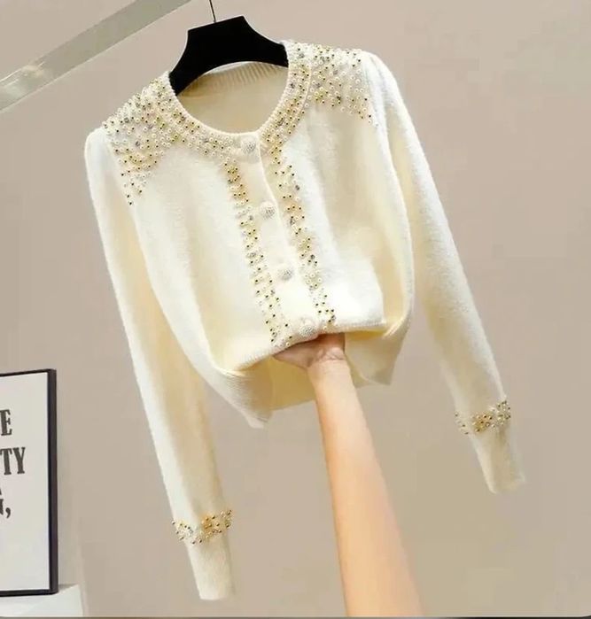 Cardigan cu perle și cristale crem superb