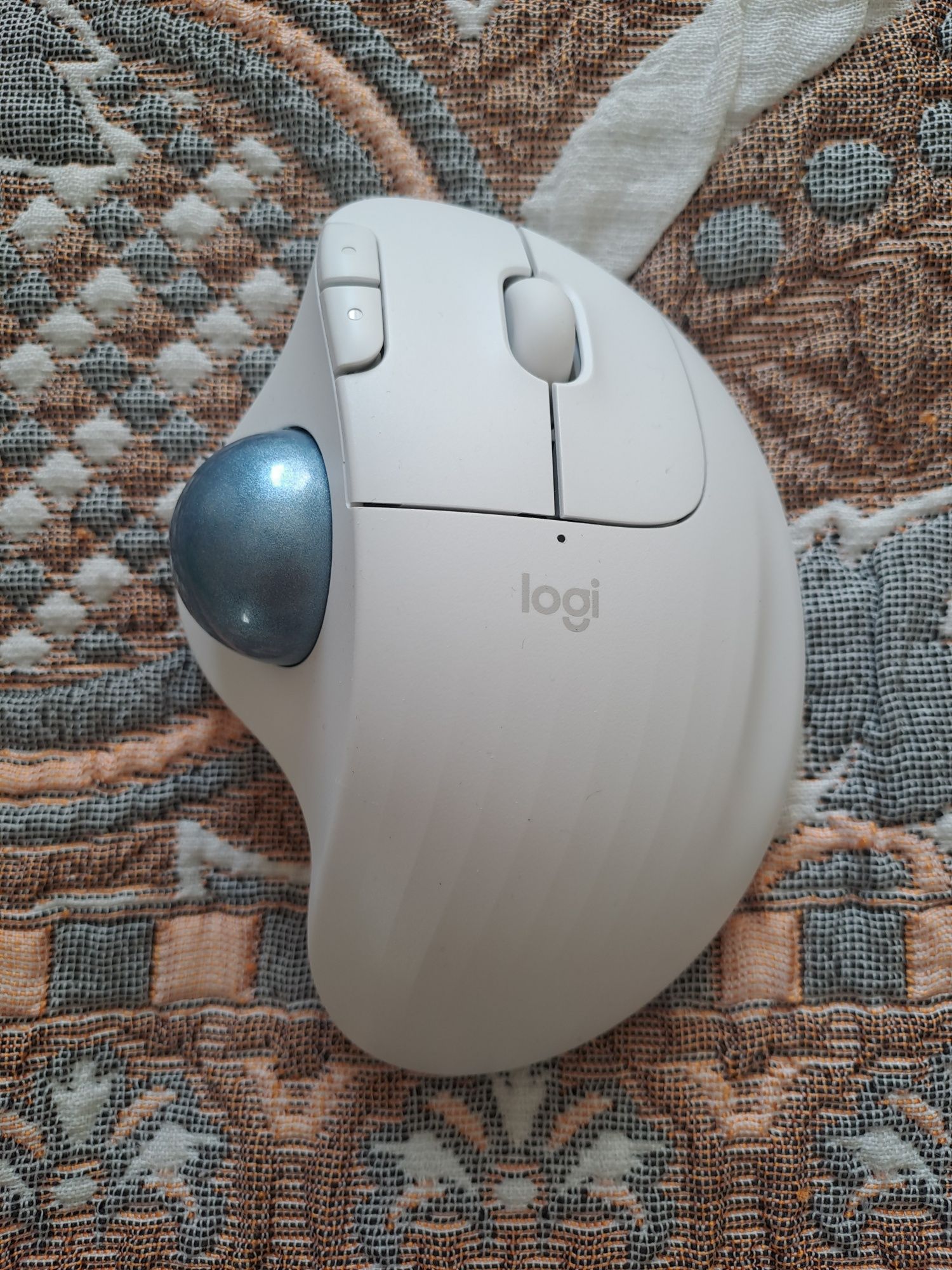 Мышка беспроводная Logitech