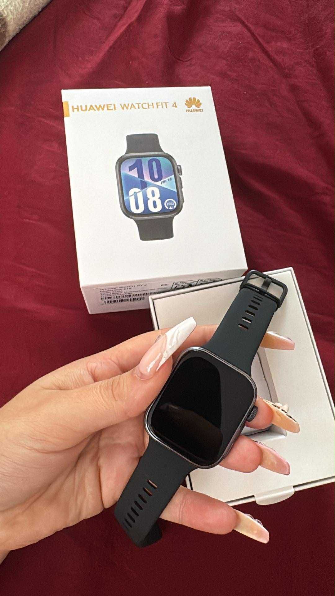 Huawei watch fit4 с гаранция 2год