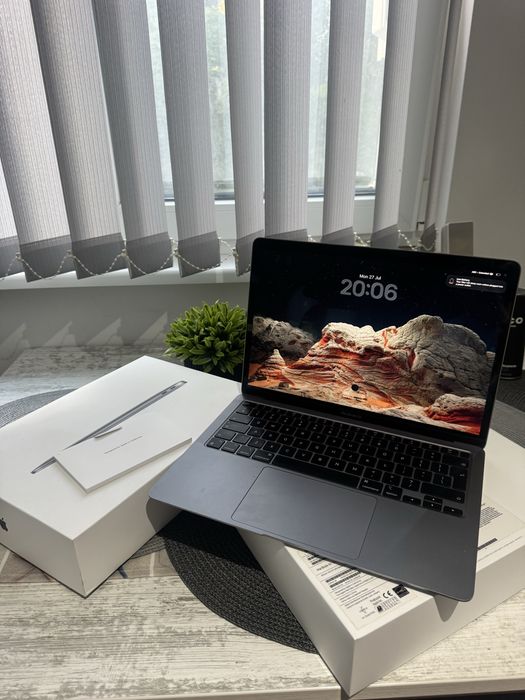 MacBook Air M1 13” 256 GB SSD — миниатюра 1