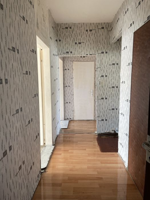 Продава се Тристаен апартамент в с. Драгичево, Област Перник - 89 кв.м за 860 €/кв.м - Снимка #7