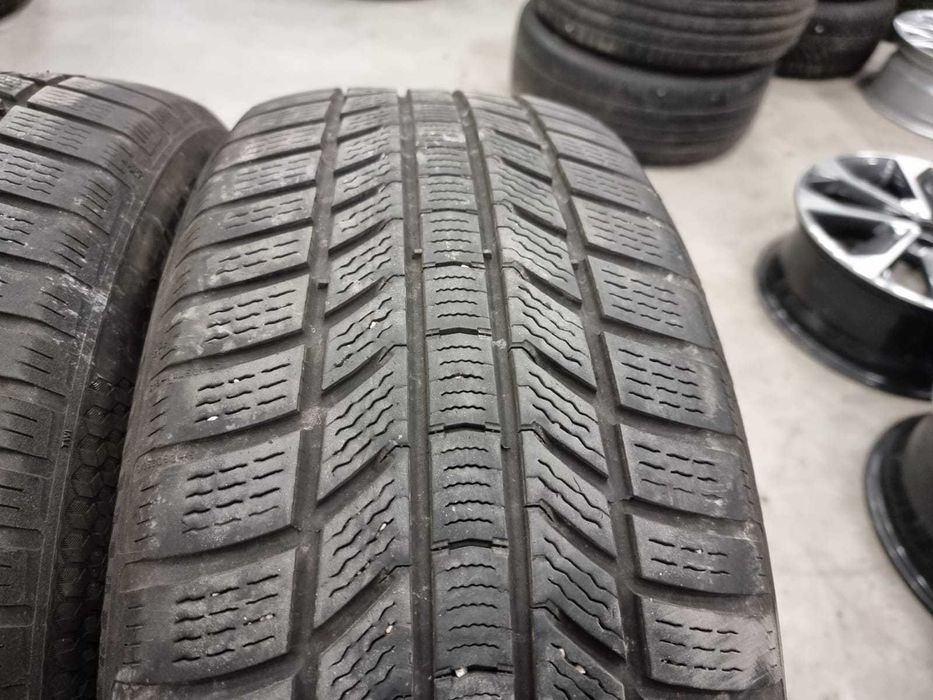 2 Anvelope de IARNA 225.55.17 'Continental' [dot 2021] ; stare buna