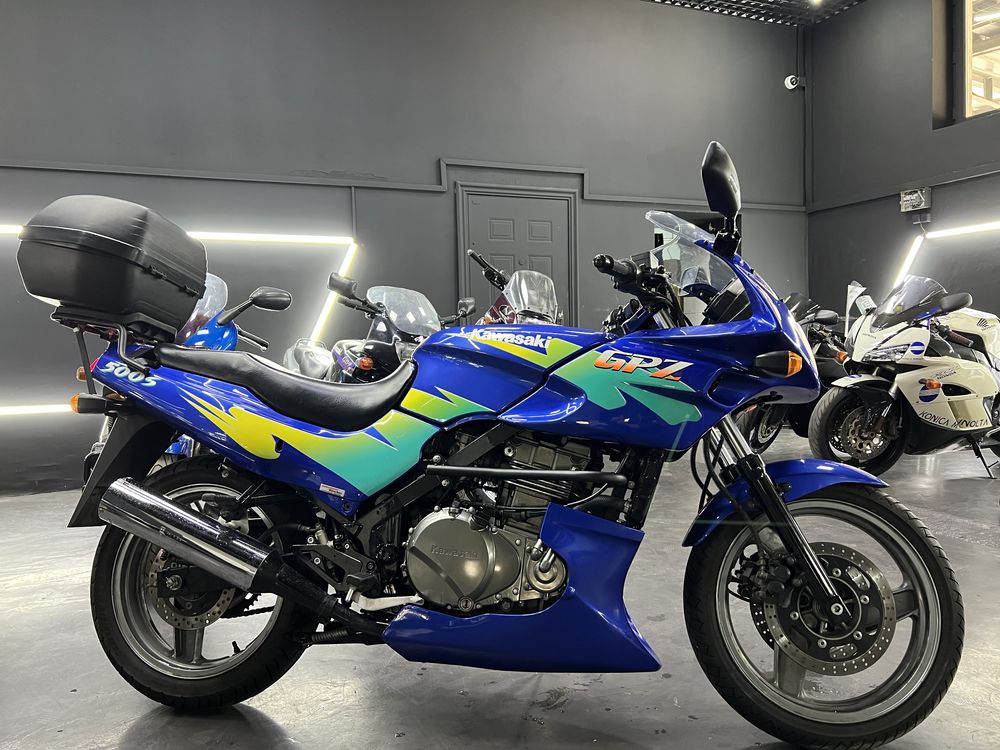 Kawasaki GPZ500 в Хорошем Состоянии! Свеже Доставлен из Европы!