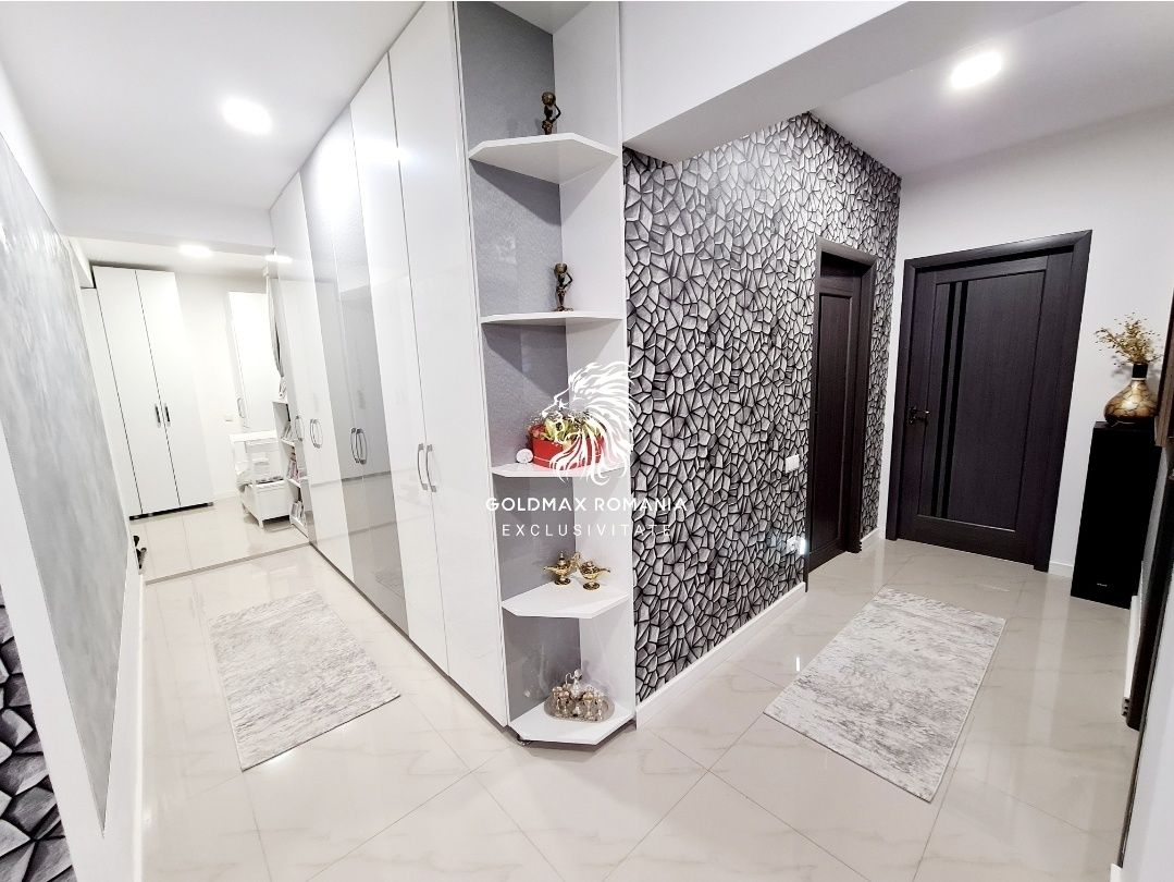 Apartament 4 camere si curte proprie | Trivale