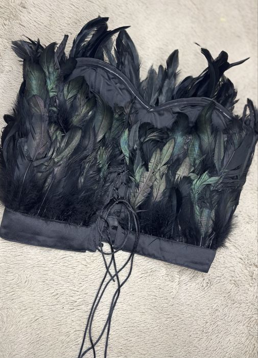 Корсет с пера, шит по поръчка