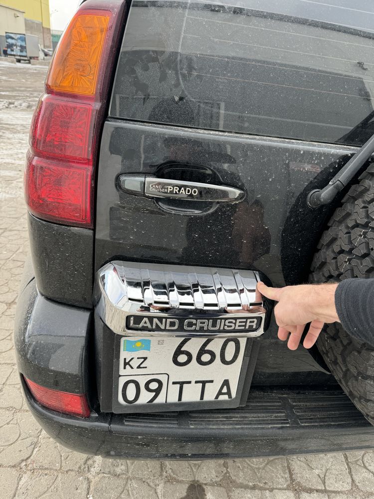 Утеплитель капота Тойота Прадо 120
