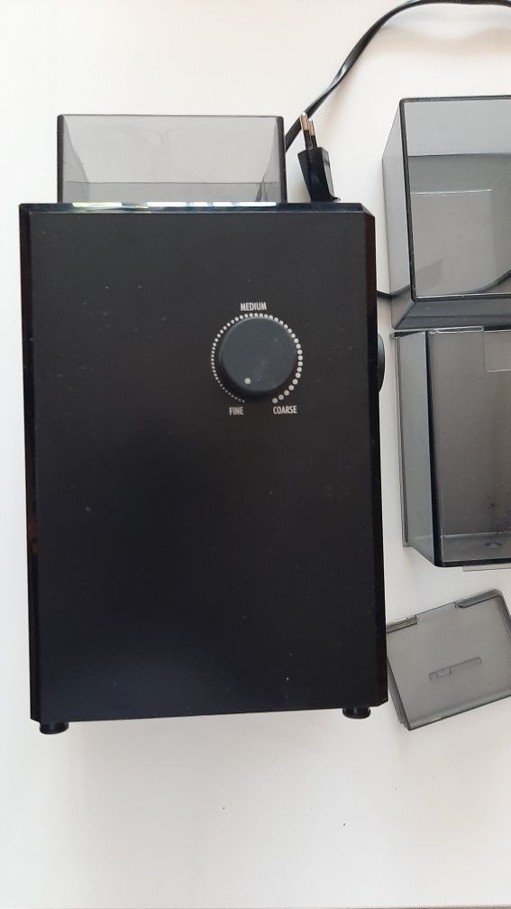 Кафемелачка Delonghi