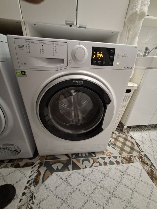 Masina de spalat rufe Hotpoint Ariston RSG 825J