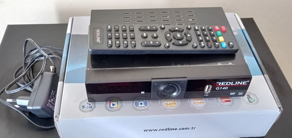 Продавам Сателитен приемник REDLINE G140 HD