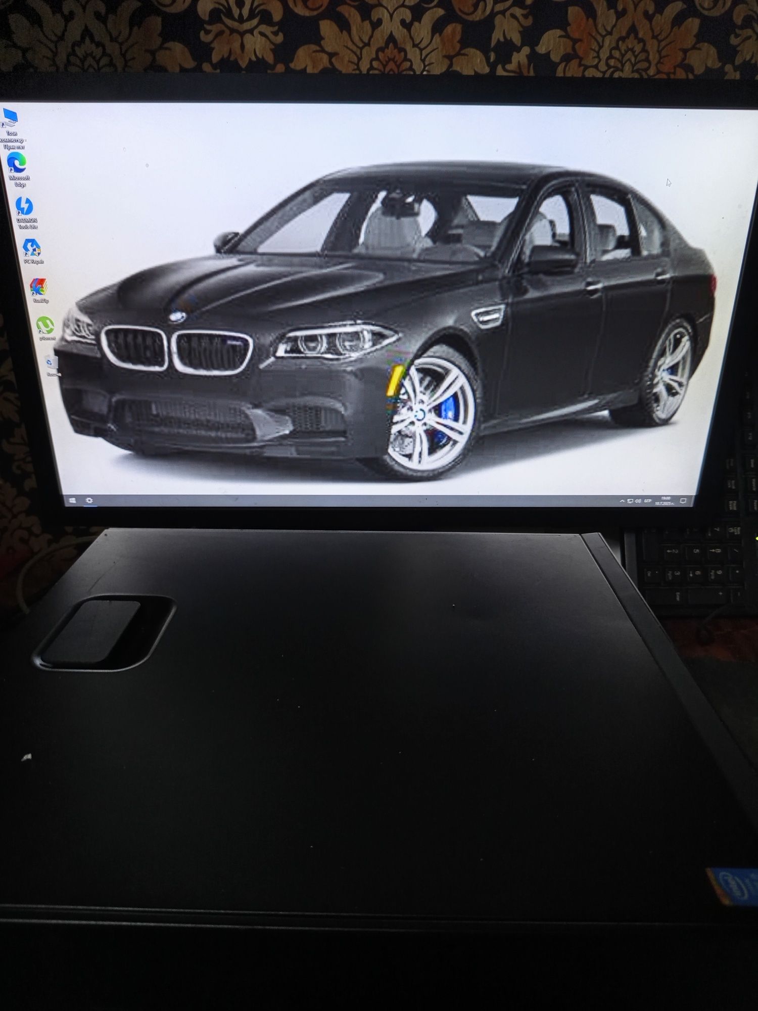 HP ElieDesk 800 G1