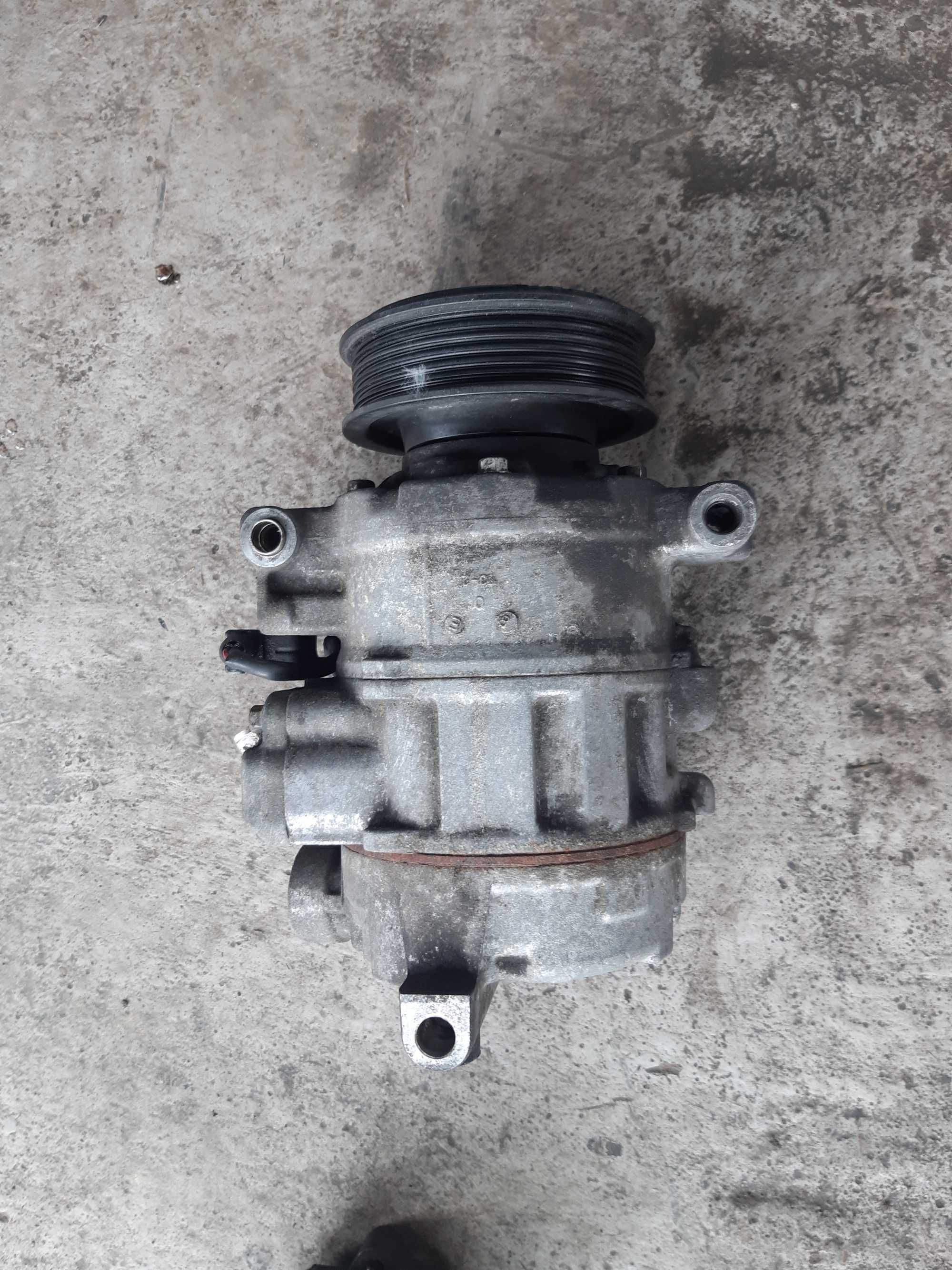 Compresor ac / Pompa Servo / Electromotor AUDI A4 B7 2.0 TDI BLB