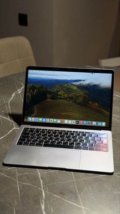 Macbook Air 2019 года 128Гб
