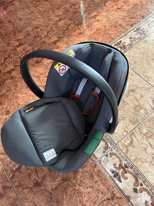 Scoica auto pentru copii Cybex Silver ATON B2 I-SIZE Dark Grey