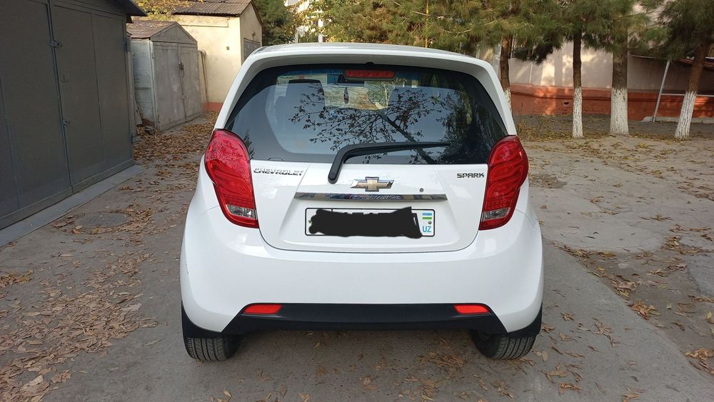 Продаётся автомобиль Spark 2 позиция