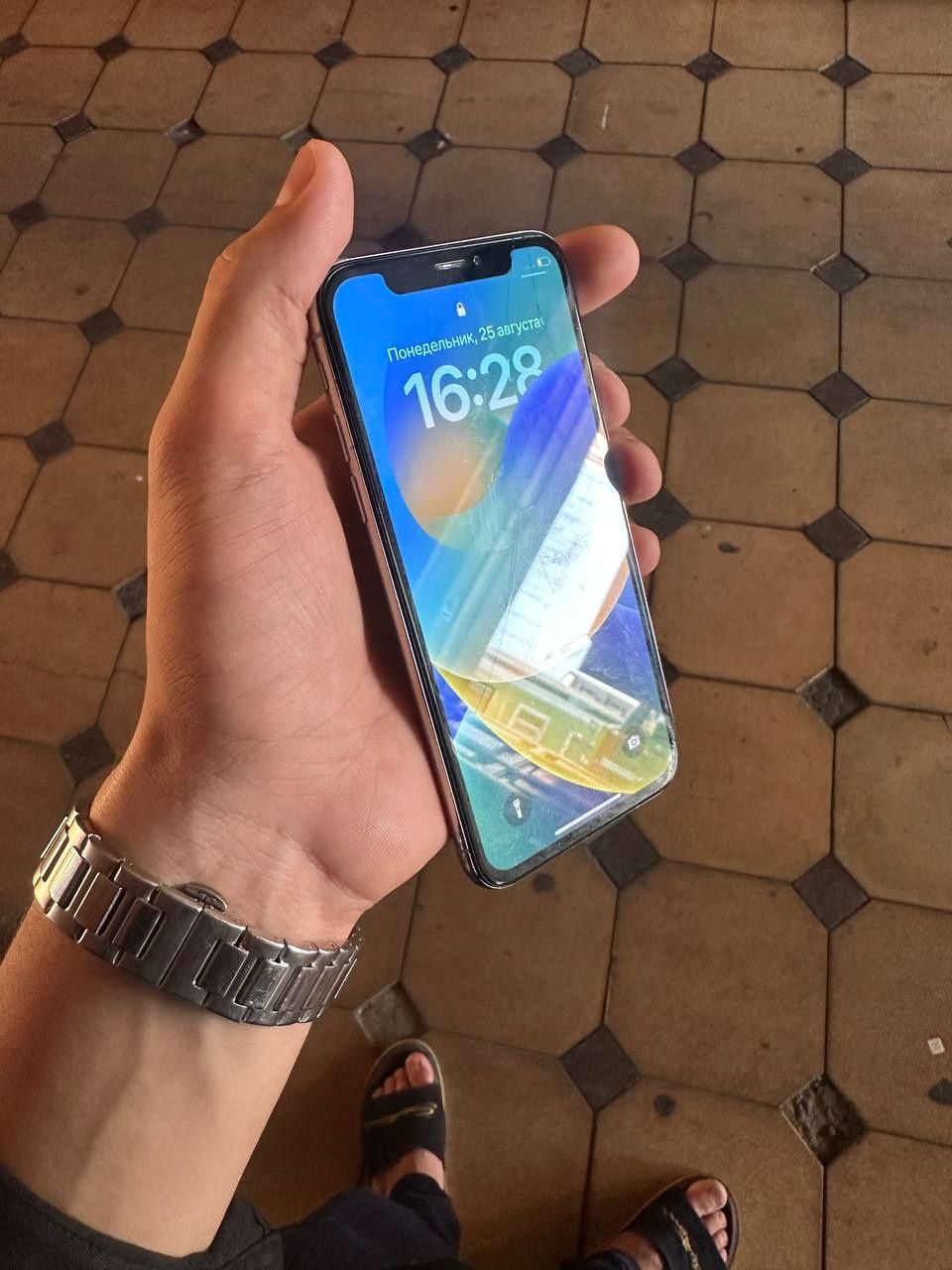 Iphone x sotiladi