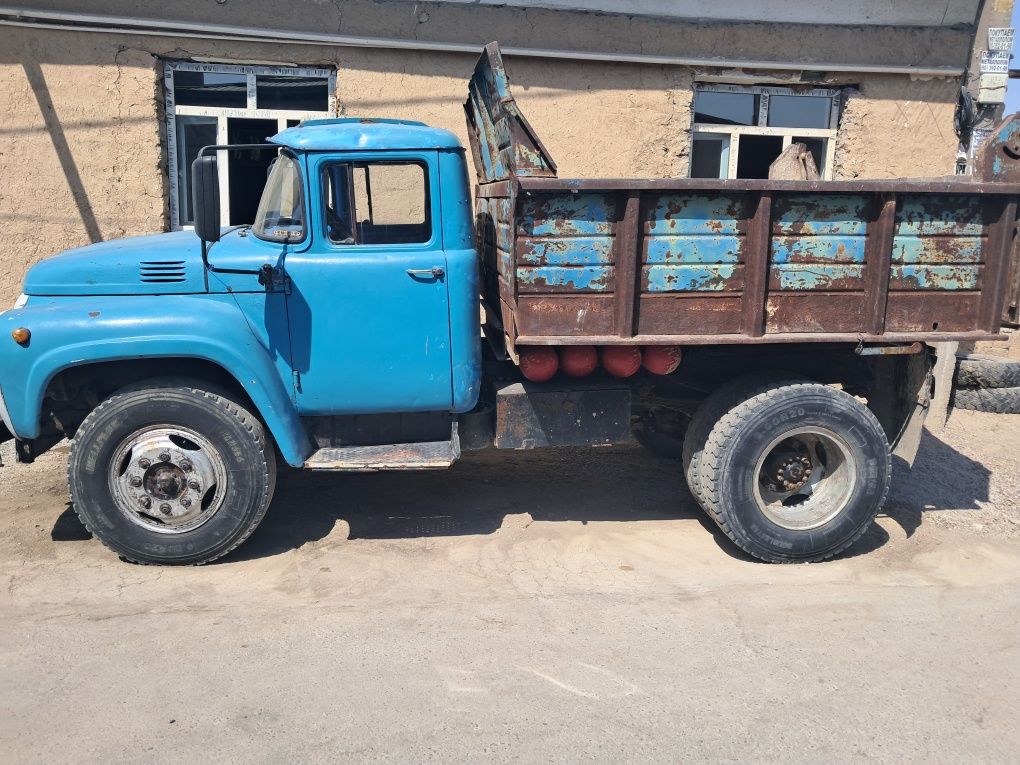 ZIL samasval sotiladi 5000 ye