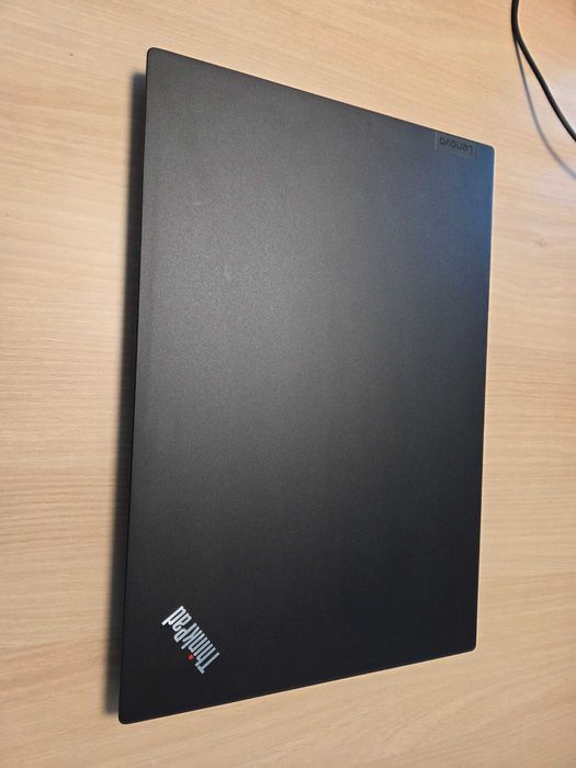 Lenovo Thinkpad E14 Gen 2 - i7, 16GB RAM, 512 GB SSD, 14" Full HD