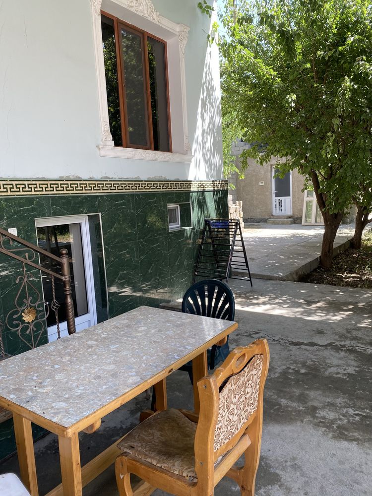 Hovli Sotiladi Xaymari Poyon