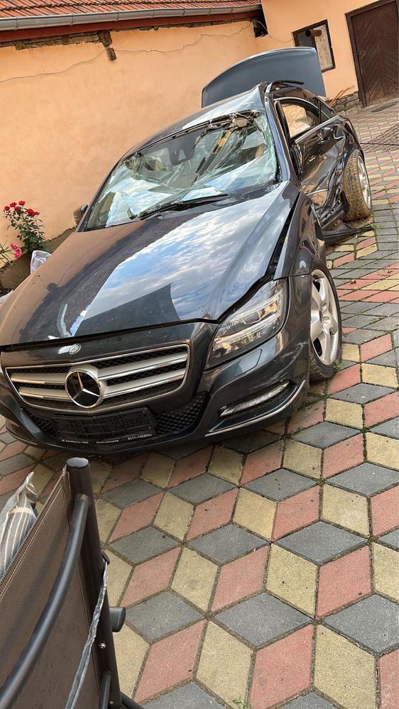 Dezmembrari Mercedes cls 350