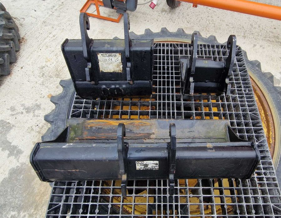 Cupe miniexcavator ,Kubota,Yanmar,Komatsu,Case,Bobcat,Hitachi