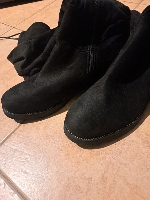 Чисто НОВИ С етикет! Различни Видове и Размери Дамски и Мъжки Обувки