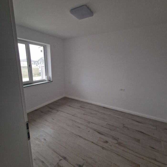 Casa de vanzare langa Profi