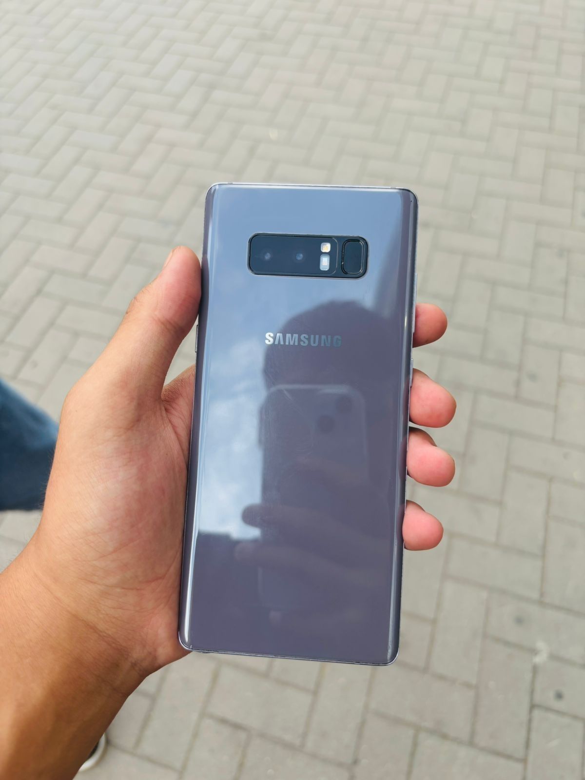 Продам Samsung note 8