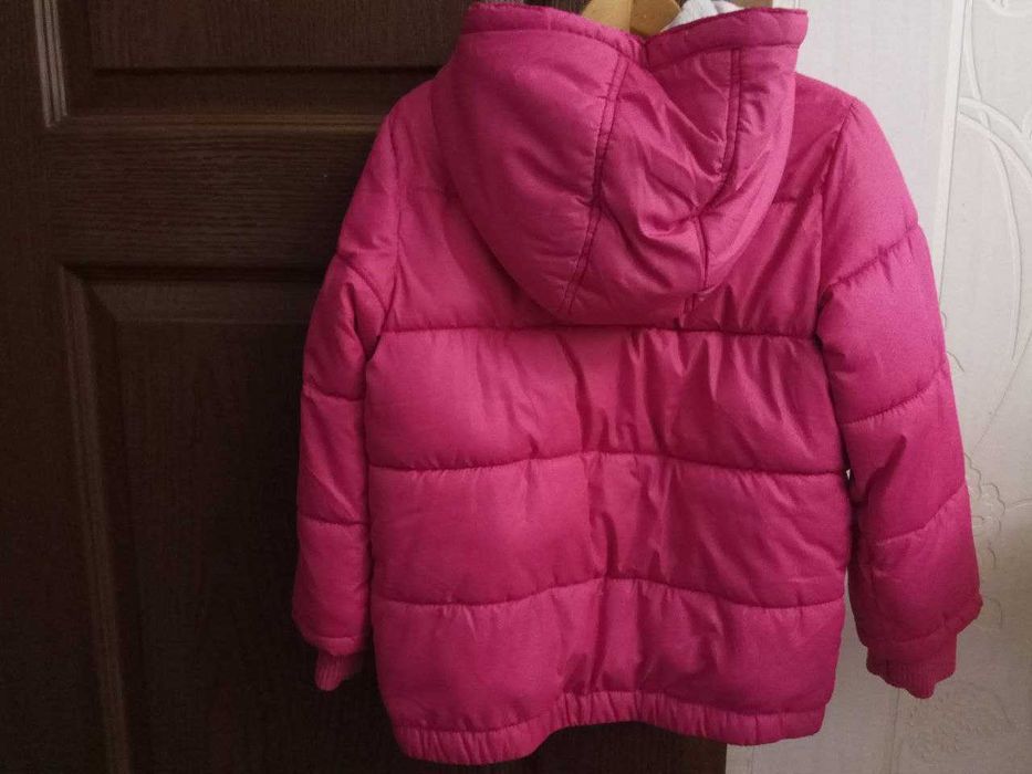 Теплая куртка на девочку