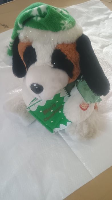 Jucărie -Om de zapada- dansează și cântă.