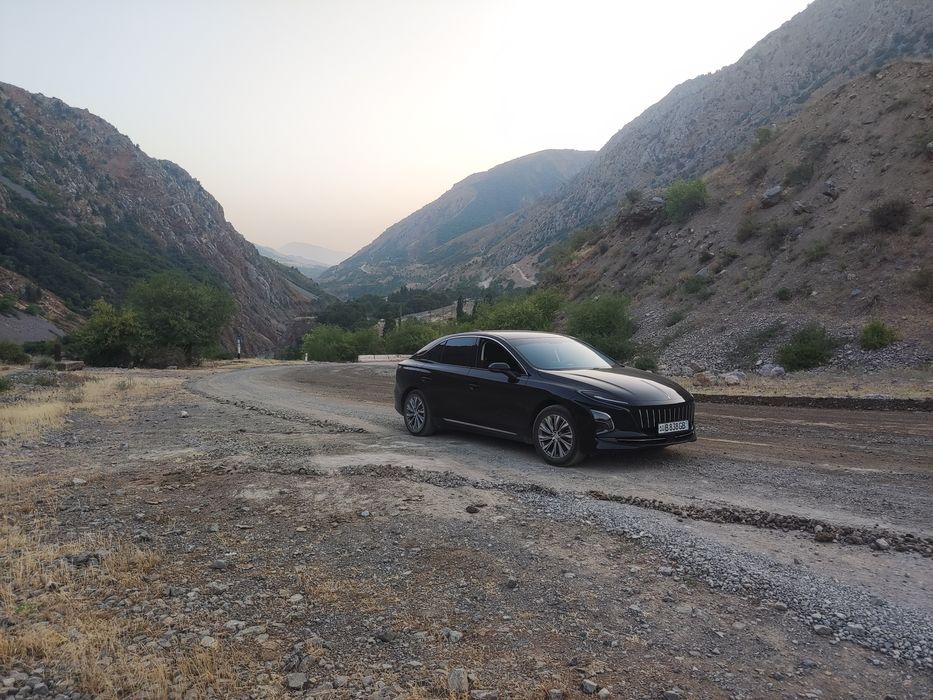 Такси в горы 24/7 Чимган Чарвак Амирсой Поездки в горы  бизнес такси