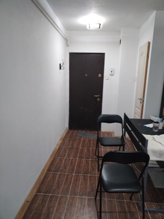 Garsonieră de vânzare