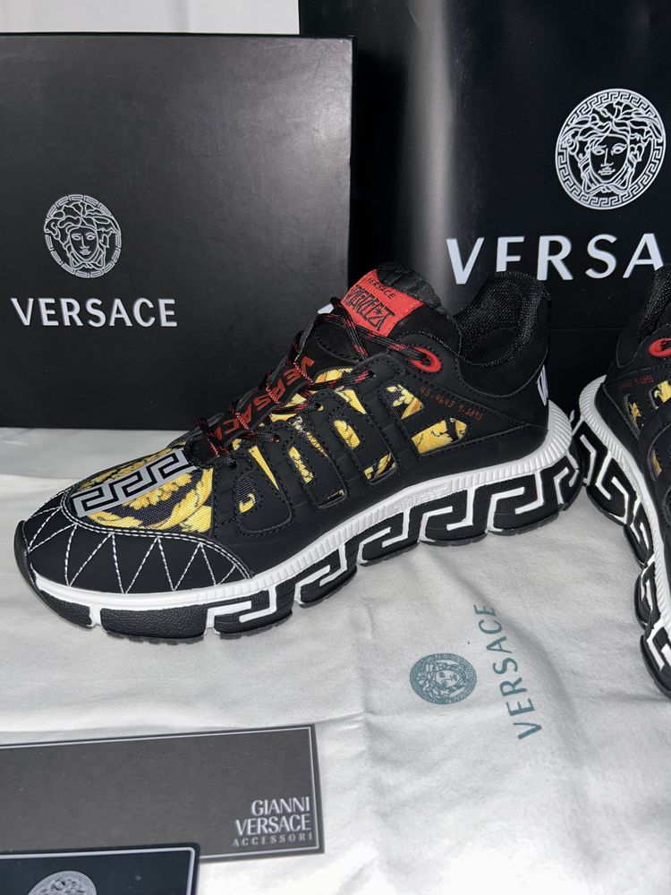 Versace trigreca originali