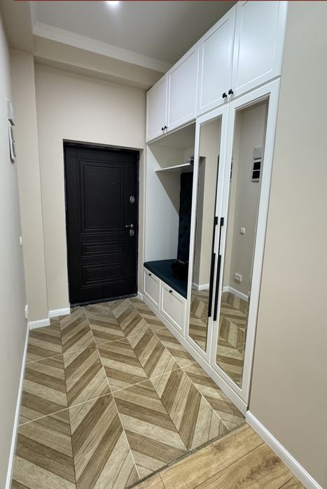 Сдам новую 2 комнатную