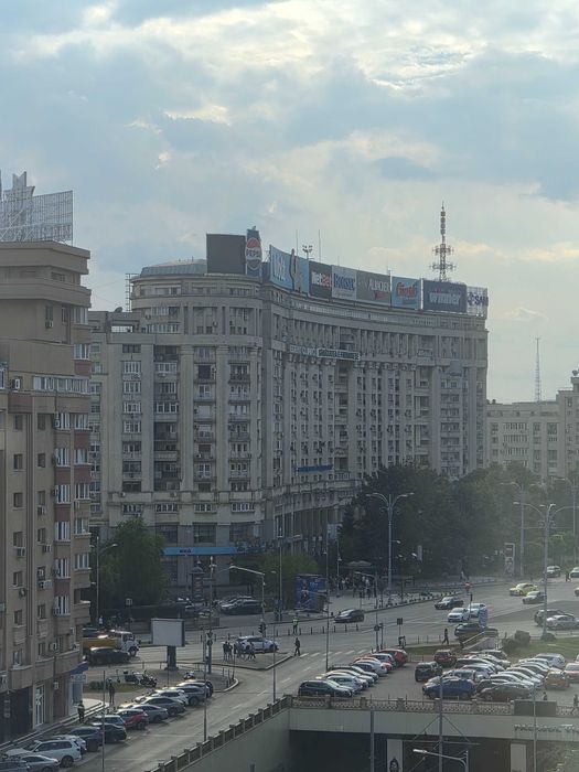 Piata victoriei, apartament spatios amenajari noi, de lux, proprietar.