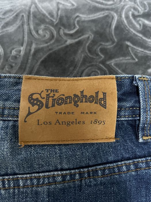 Vand blugi theStronghold (levis , zara , hm)
