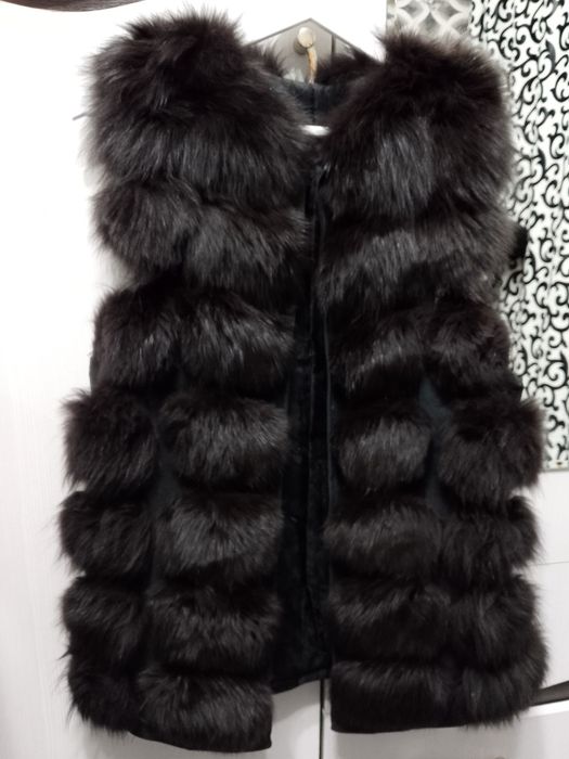 Продам жилетку в хорошем состоянии