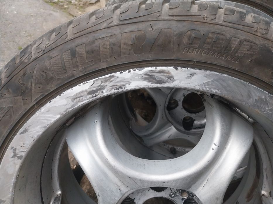 Зимни гуми 225 45 17 Good,year  и Continental и 175 50 15 Kumho