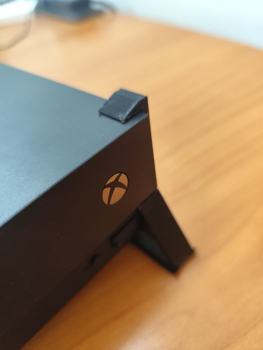 Suporți Xbox one X