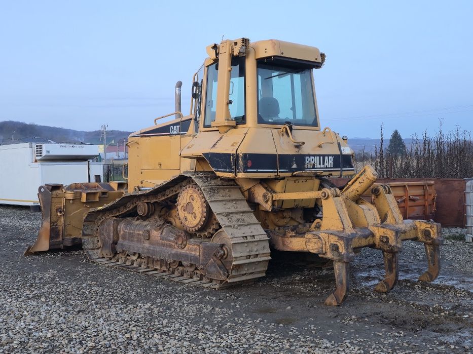 Buldozer Caterpillar D6N an 2004