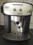 Продавам кафе автомат DELONGHI в отлично състояние