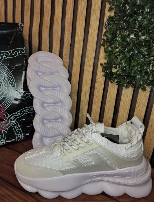 adidasi versace chain reaction triple white