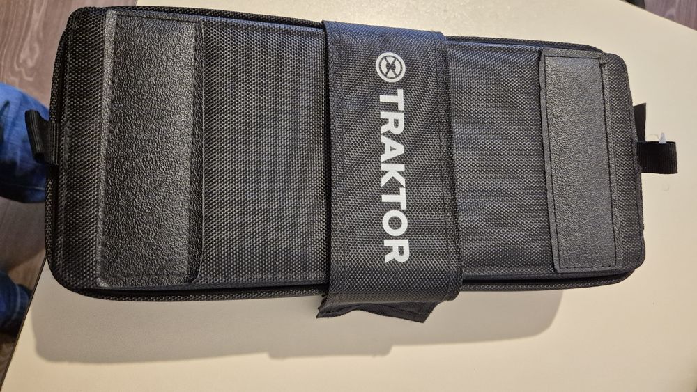 Traktor Z1 puțin folosit, ca nou.