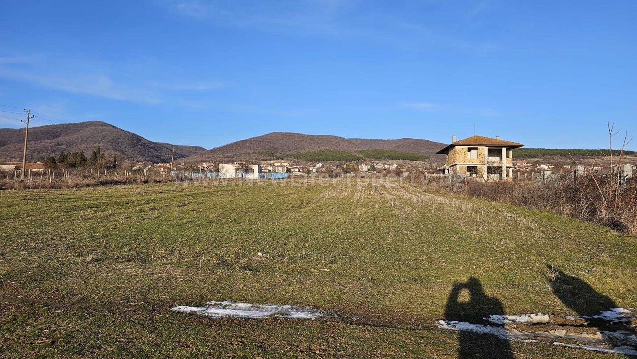 Продава се Парцел в с. Кошарица, Област Бургас - 2300 кв.м за 28 €/кв.м - Снимка #4